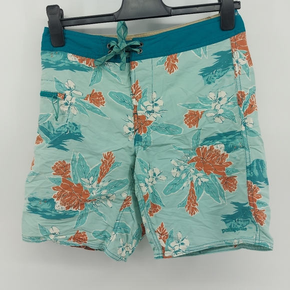 Patagonia Scalloped Hem Wavefarer Swim Short Size 28 - Picture 4 of 11